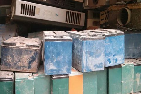 陇南邦普废电池回收|正规公司上门回收叉车蓄电池